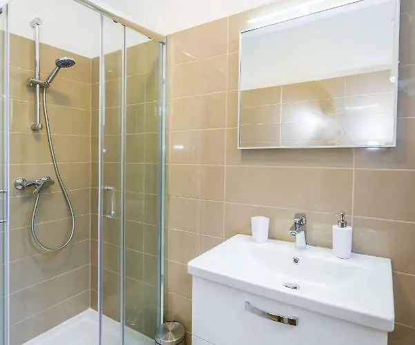 Апартаменти Topesa *