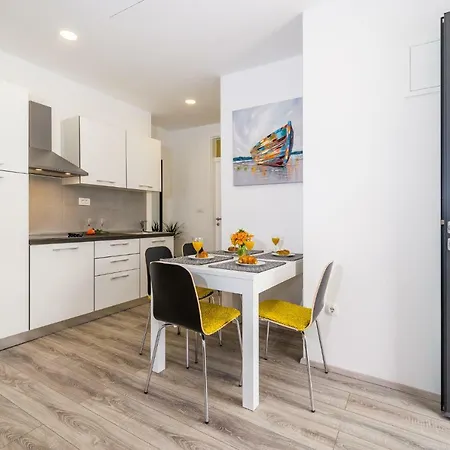 Apartment Topesa Zadar