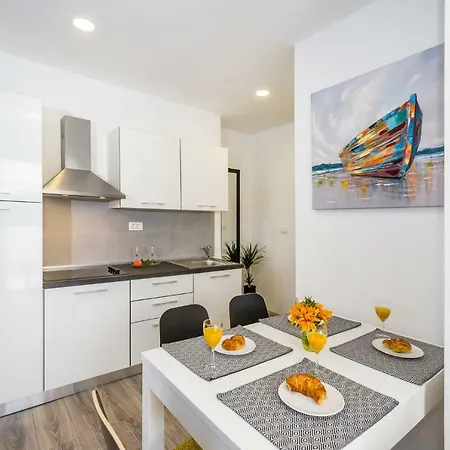 Apartment Topesa