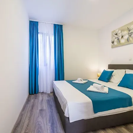Topesa Apartment *
