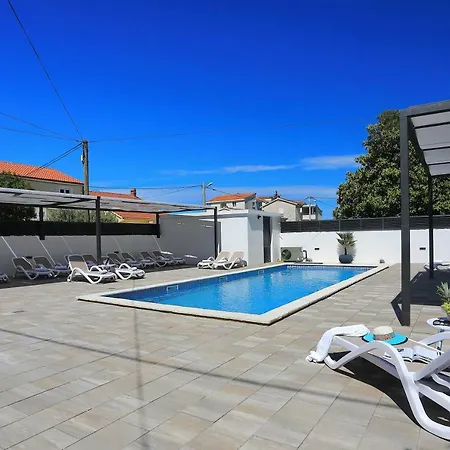 Apartment Topesa